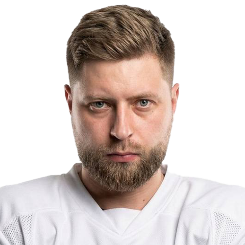 Скуратович Максим